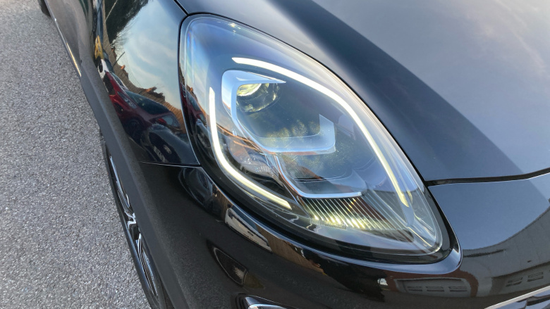 Ford Puma 1.0 EcoBoost Hybrid mHEV Titanium Design 5dr Petrol Hatchback